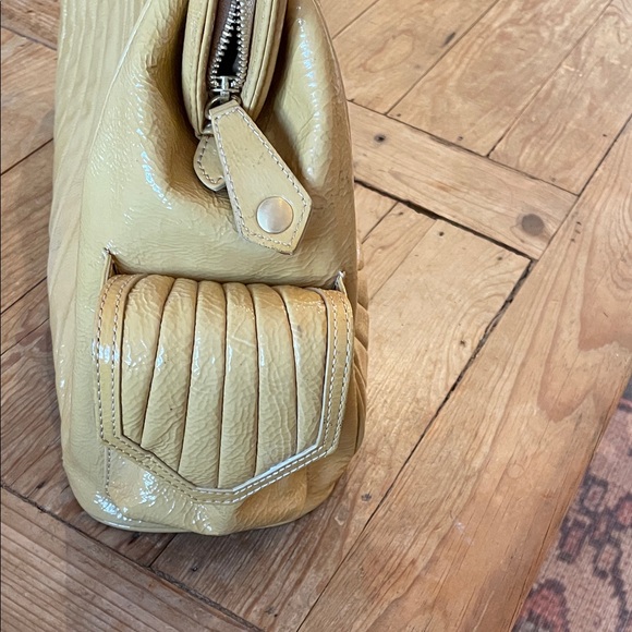 Vintage Isabella Fiore Yellow Quilted Bag Think Spring! - Picture 10 of 11